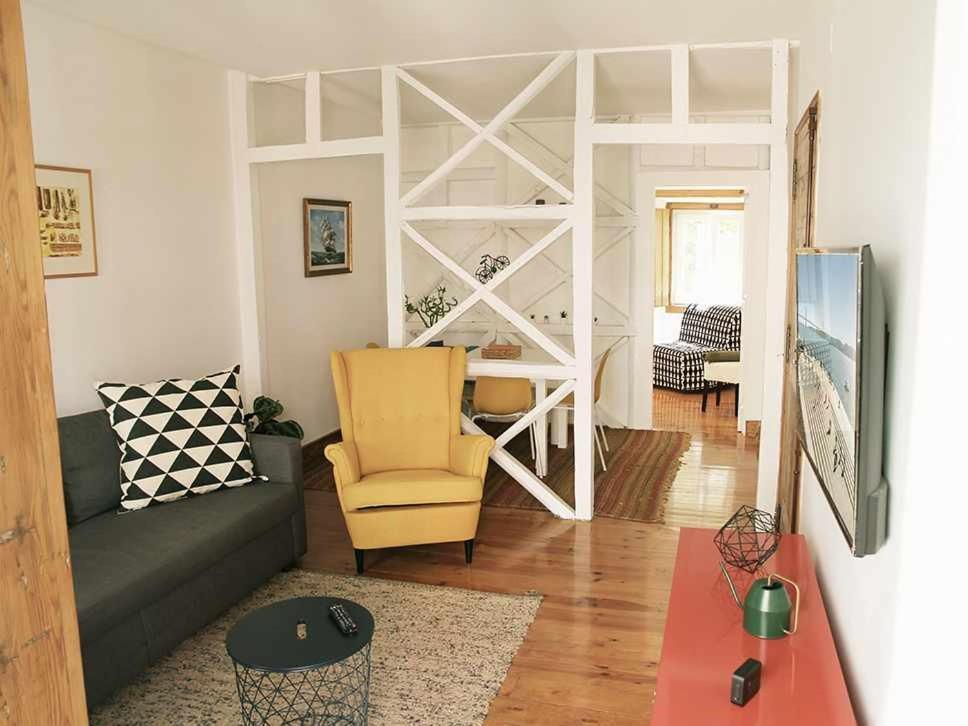Typical Portuguese Apartment In Sao Bento Lisboa Екстериор снимка
