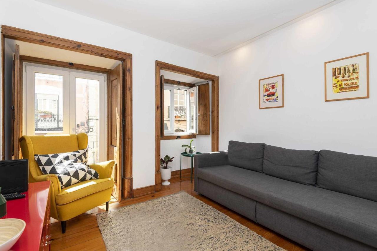 Typical Portuguese Apartment In Sao Bento Lisboa Екстериор снимка