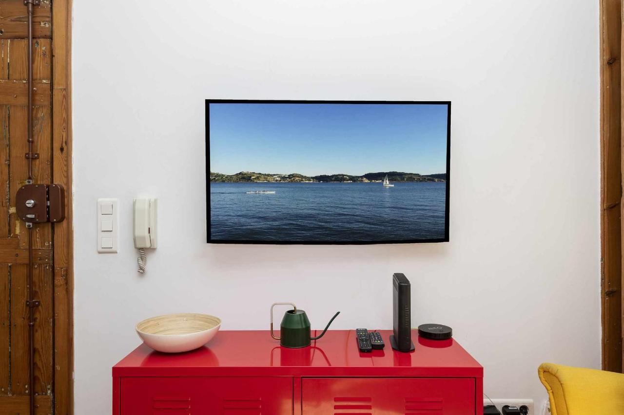 Typical Portuguese Apartment In Sao Bento Lisboa Екстериор снимка